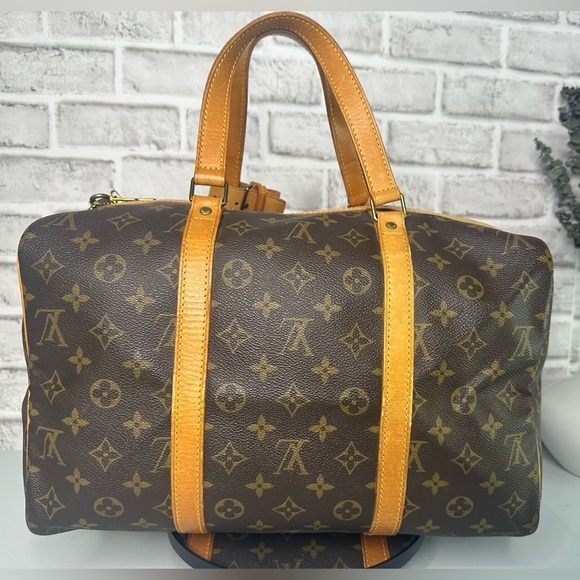 SOLD SOLD - Picture 3 of 14